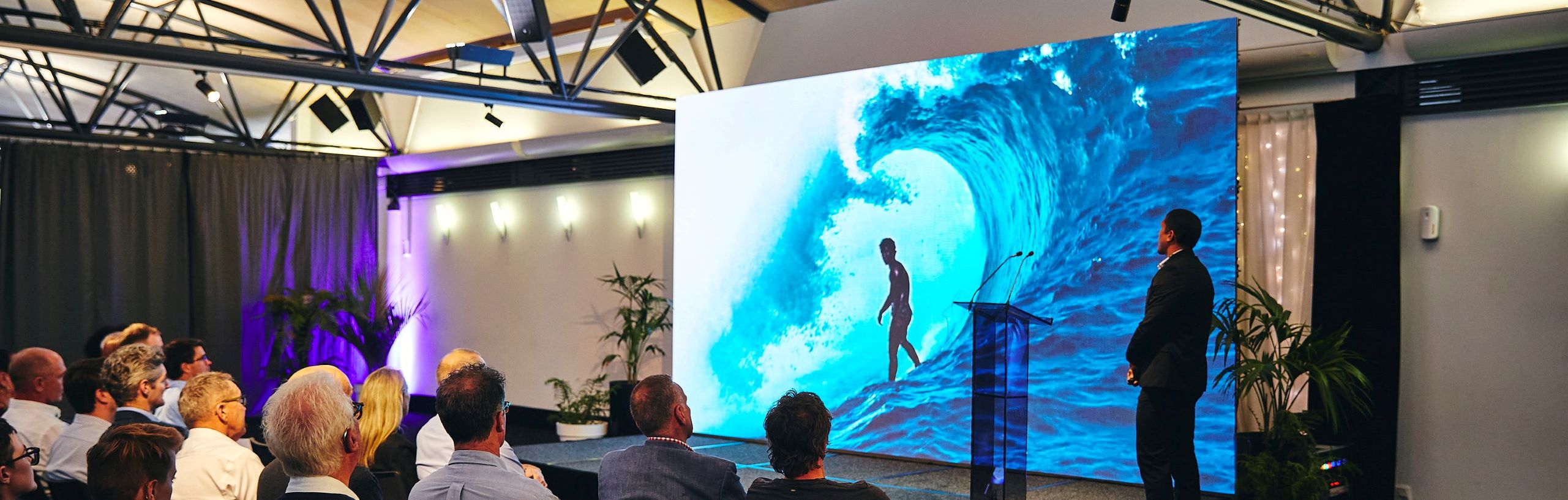 Video Walls, Projectors, LED Screens